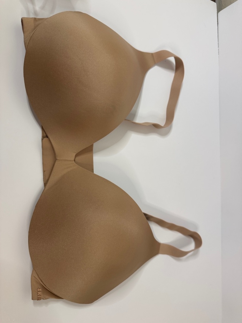 Skims Nude T-Shirt Bra 40D